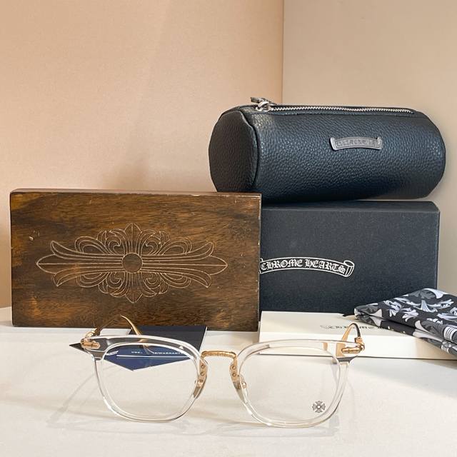 Chrome Heart*Model: Cloacosize: 53口22-145925纯银~~