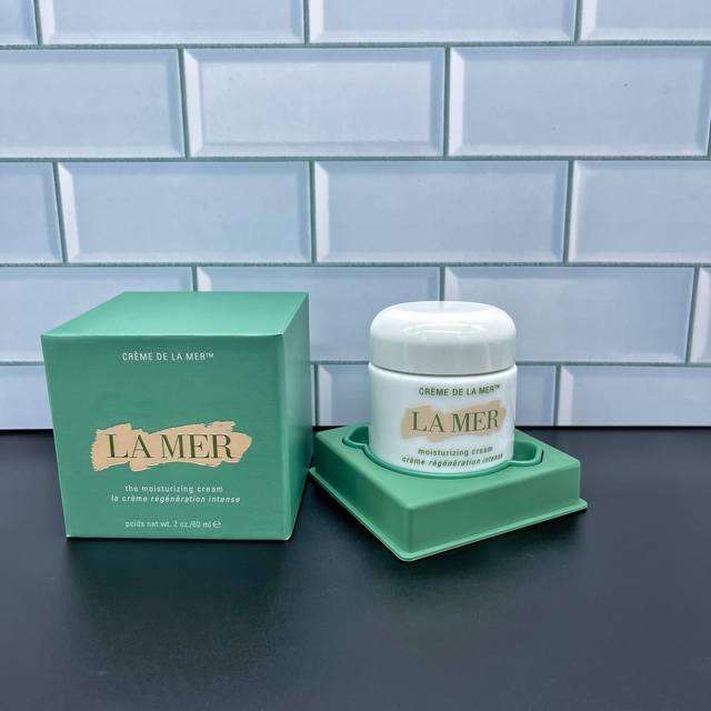 通 打码更新至最新日期F95 海蓝之谜神奇面霜明通版60Ml 细节全对版 味道对香 市面最高版本 非流通普货 正品质量直供 支持对比 中文标 12 件48