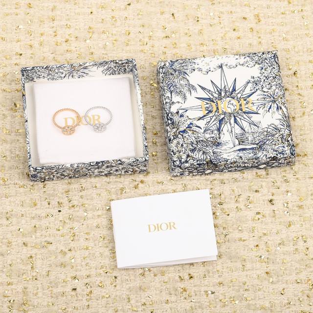 我们出品 罗盘戒指，可订做18K真金真钻版，只做对版真金货，价询客Fu，批K市面各种金货 维多利娅 德卡斯特兰 Victoire De Castellane 以