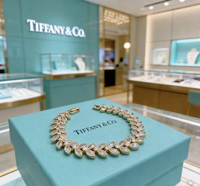 独家订制 Tiff 蒂芙尼手链纪念款 花絮 马眼 手链 采用高碳钻 顶级亚金材质镶嵌 铂金镶钻设计 绝对精工细造 优雅 大方手链