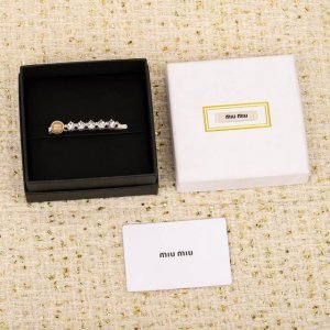 p120 211865【我们出品】预售23号左右出货，Zp 6310，量大咨询客Fu 【M@Um@U 发夹】25年新款，Cnc工艺上身方知它的美温柔又恰到好处的