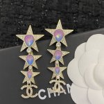 编码E2155 香奈儿耳钉热销款爆上新一致Zp，专柜同步 Chan 23 彩色宝石星星流苏耳环 超显白超高级的，很复古宫廷风