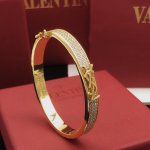 编号Ysz0003 Yvessaintlauren*最新款满天星手镯 一致Zp黄铜材质