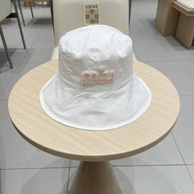 Miumiu缪缪新款渔夫帽，头围57Cm