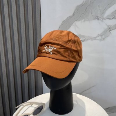 arcteryx Small Bird Hat 始祖鸟刺绣标弯檐棒球帽轻量帽子防晒帽遮阳帽情侣款Small Bird帽子四季皆宜，性能持久。适合越野跑、徒步、登