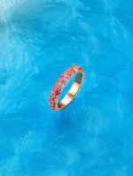 我们出品 量大咨询客Fu 彩宝系列-满镶粉钻渐变戒指 粉钻带来清透的气息，夏日活力高级感拉满，通体925纯银行业标杆工艺独家行业标杆新技术电镀优金电镀，保色度做