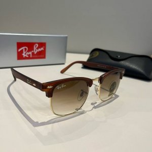 Rb3016 雷朋 Rayban 经典飞行镜系列 作为美国空军的标志之一 深受各大明星追捧始终引领世界潮流风向标 永不落时的风格 永无止境的灵感 一直在创新 从