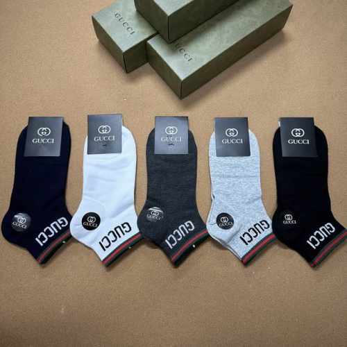 特 Gucci 古奇G家新品男款短袜 一盒五双 G家专柜同步短袜，提花经典标志，超级Nice，实物超漂亮，超火爆小单品，大牌出街，潮人必备超好搭
