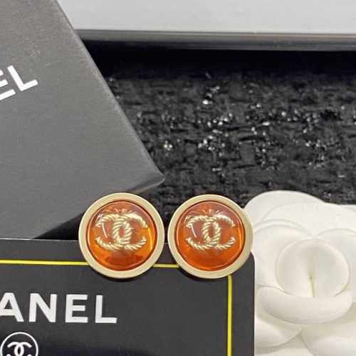香奈儿耳钉热销款爆上新一致Zp 专柜正品 Chanel22 复古宝石糖果耳钉 晶莹剔透的像石榴一样，很精致复古有立体感！ 超气质款