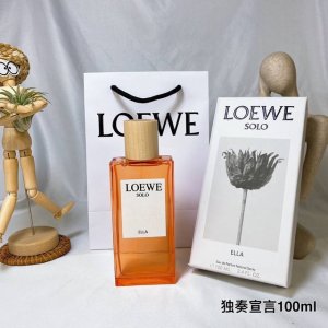 专柜品质 Loewe 罗意威独奏宣言 独奏乐章女士香水 毫升 持久花果香调个性香氛，超凡脱俗又独具个性，将花朵的女性气质与岩石的力量相结合，将森林的宁静和水果香