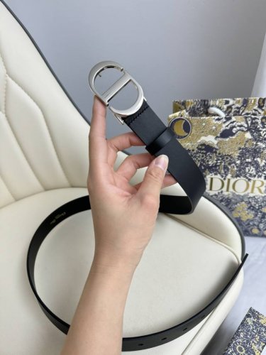 特 Dior 3.0Cm腰带 双面原版牛皮 搭配Cd标志性扣头 原单品质
