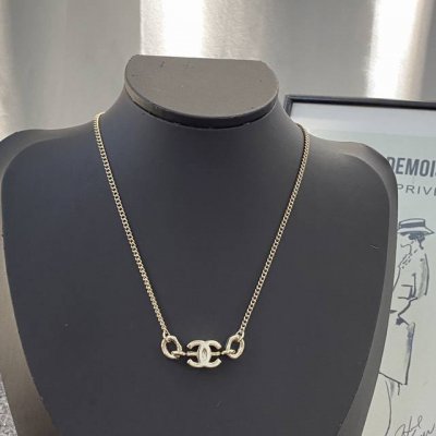 香奈儿项链热销款爆上新一致Zp chanel 22 光面双C Logo项链 简单精致款 日常百搭