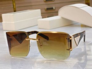 prad* 普拉*达新款太阳镜 Model pr 191Vs Size 62口17-140