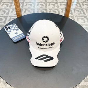 Balenciaga 巴黎世家 新款原单棒球帽 黑白拼色 1:1开模订制 全新立体刺绣 精致无暇 原版帆布面料+头层牛皮 做工细致 原厂品质 独家实物拍摄