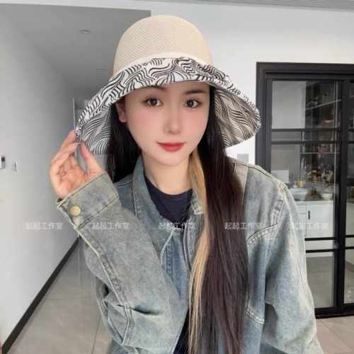 香奈儿Chanel新款夏季女防紫外线渔夫帽户外遮脸太阳帽字母镂 空帽出游沙滩防晒