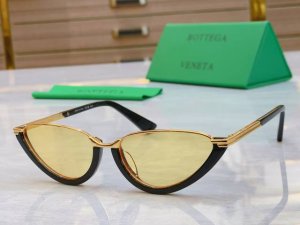 Bottega Venet* 宝缇*嘉新款太阳镜 Model Bv1346S Size 56口17-145