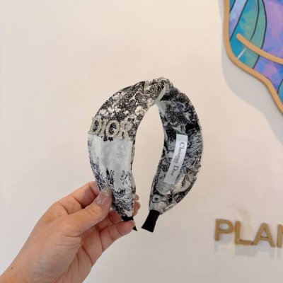配包装 dior 迪奥 火爆新款D字母真丝宽版发箍,专柜品质 让你的魅力绽放 清新淑女范让时尚更简单