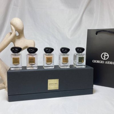 专柜品质 q版阿玛尼私藏香水系列小样7.5Ml五件套 内含 玉龙茶 和风茉莉 米兰玫瑰 苏州牡丹 栀子麝香
