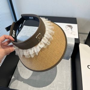 miumiu缪缪新款发箍遮阳帽