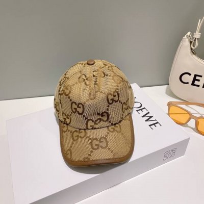 配防尘袋 Gucci古奇 专柜新款简约很潮！休闲运动款，经典制作，超级好搭衣服！
