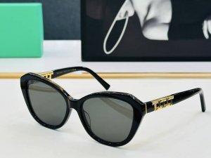 蒂芙家 Tiffany & Co. Tf2241B Size 56口16-143 时尚镜架 B多色可选