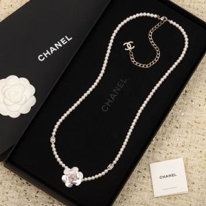 我们出品 Jennie同款，Zp13780，量大咨询客Fu 香23C粉色山茶花腰链 本季度巨火爆！Zg断货王，抢都抢不到的节奏呀！无敌难买的！一整个系列都在开发