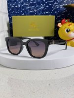 burberry巴宝莉 2025新款太阳镜网红男女同款偏光墨镜时尚潮人防紫外线防晒太阳镜
