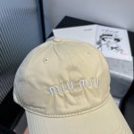 miumiu缪缪新款棒球帽，高级面料，头围57Cm