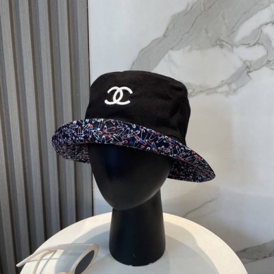 chanel 香奈儿 专柜新款双面刺绣渔夫帽 1:1开模订制，立体刺绣，精致无暇！100%纯棉面料，原厂品质，独家实物拍摄。