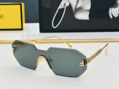 fend* 芬家 Fe4088 Size：145口0-142 标新立异 Bm适合各种脸型