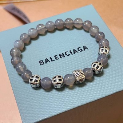 专柜精工版本天然玛瑙石巴黎世家手链 泰银风格巴黎世家手链 明星同款男女款 复古做旧风 原版复刻 纯手工打造 ～正品开模潮流时尚必备 男女均可佩戴 情侣款同款 摇