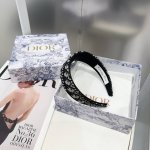 配包装盒 dior 迪奥 新款Cd经典字母发箍 简单实用 时尚潮流 非常好看 小仙女必备