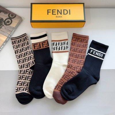 配包装 一盒5双 fendi 芬迪 经典长筒袜子高版本兔绒材质 经典双F图案Logo 专柜同步袜子大牌出街 潮人必备 超好搭