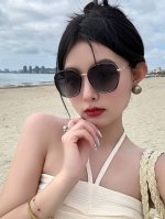 Gucci 2025开春新款太阳镜 各路网红纷纷带起气场满分 俏皮甜美.上脸效果更佳.金属质感超好 型号：G8384