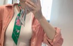 名称:由你执笔与自由方巾尺寸:5*86.5厘米材质:100%桑蚕丝货号:H064221S 设计师:李库克 Leigh Cooke 与巴蒂斯特 维罗 Baptis