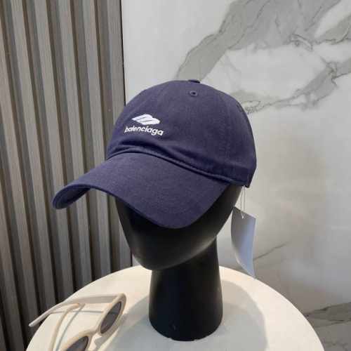 balenciaga巴黎世家新款刺绣Logo棒球帽 很酷的色系 男女佩戴都有不同Style 第一批抢先出货 巴黎粉必入款