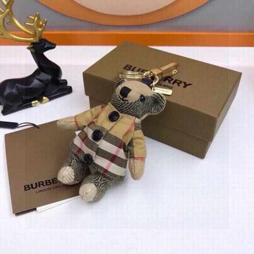 元配图片原版包装 巴宝莉Burberry官网格纹羊绒Thomas泰迪长袍款包饰与钥匙扣。 独家新款上市！全国独家实拍Thomas 泰迪熊吊饰，选用柔软的格纹羊绒