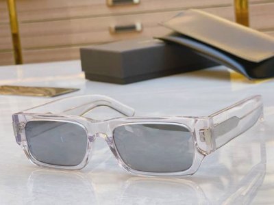 saint Lauren* 圣罗*兰新款太阳镜，Model：Sl 660，Size：54口19-145