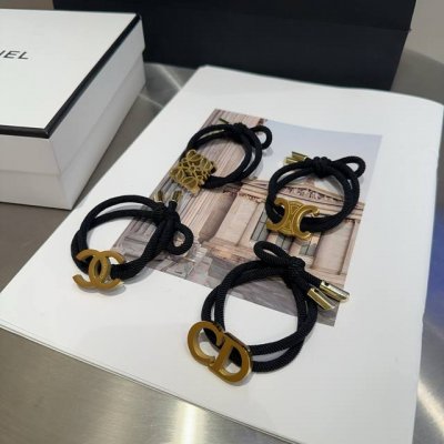 配包装盒 单个 chanel 香奈儿 最新款小香橡皮筋 dior 迪奥 最新款D家橡皮筋 超级好看 名媛范儿十足 小仙女必备