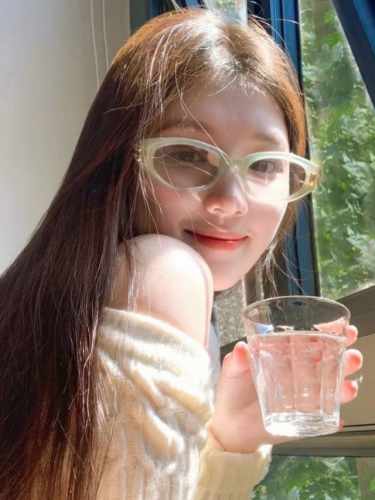Jennie同款墨镜Gm女潮猫眼防紫外线高级网感太阳眼镜2025新款