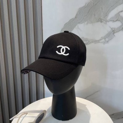 chanel 香奈儿 专柜新款双面刺绣棒球帽1:1开模订制，立体刺绣，精致无暇！100%纯棉面料，原厂品质，独家实物拍摄。