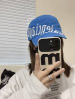 balenciaga巴黎世家新款刺绣Logo棒球帽 很酷的色系 男女佩戴都有不同Style 第一批抢先出货 巴黎粉必入款