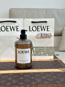 高端品质 罗意威沐浴露360Ml！味道：番茄味，牛至，甘草。
