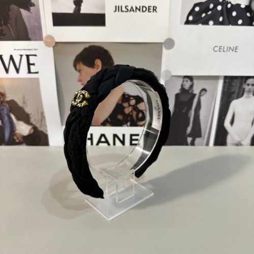 特 P60 配专柜包装 Chanel 香奈儿 最新高工五金发箍# 信我！人手必备的单品 这件必须买 洋气神仙颜值 小仙女要收了它，谁戴谁好看～