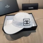 配盒子布袋 Chanel 香奈儿 原单棒球帽 网红同款双C刺绣,专柜1:1开模订制 原版帆布料+头层牛皮 轻盈透气 质量超赞 基础头围56 贴片可调节 黑白两色