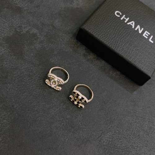 Chanel 香奈儿 简约复古珍珠戒指 精选精致质重工打造 适合各种各样手指 码数678