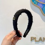配包装 chanel 香奈儿 最新款小香发箍 新品巨显脸小头箍 网红爆款推荐 搭配高端双 Logo 超精致时尚百搭
