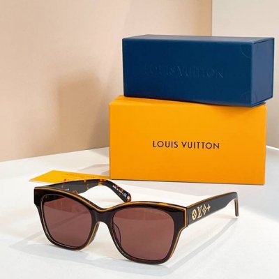 louis Vuitto*Model：Z2647Usize：55口18-145