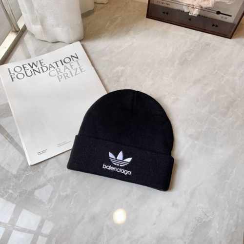 跑量 尺码偏小 可做亲子款 Balenciaga新款针织帽！ 经典版 高级感穿搭必入呀 今年出的新色系，眼前一亮的感觉 越看越好看系列 厚度拿捏的刚刚好，一点也