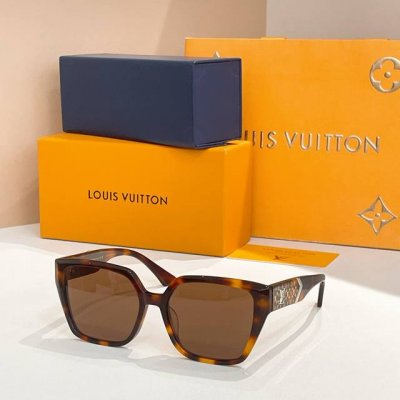 690Louis Vuitto*Model：Z1869 Size：53口22-145